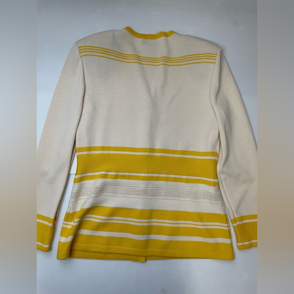 St John Santana Knit Cardigan Gold Tone Buttons Yellow Cream Stripe Size 6 - Picture 11 of 11